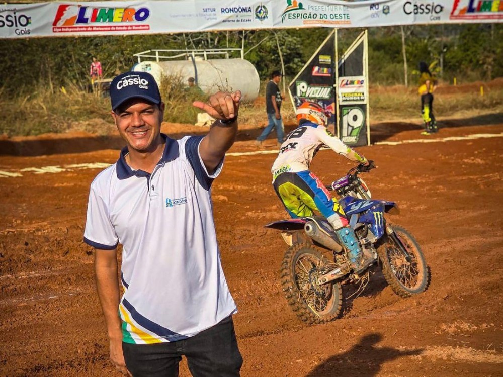 Deputado Cássio Gois impulsiona retorno triunfal do Motocross em Espigão D'Oeste