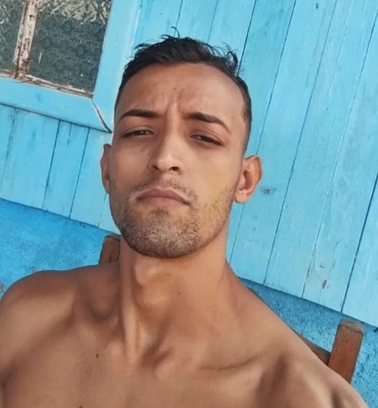 Homem de 49 anos é morto a facadas dentro de residência no Aeroporto, em Ouro Preto, RO