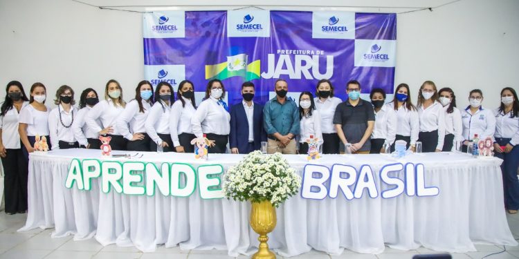 Secretaria de Educação realiza capacitação para professores da rede municipal de ensino