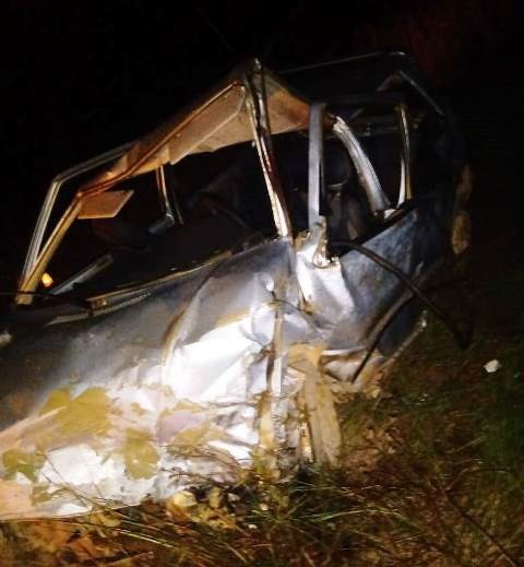 Dois carros colidem, um homem morre e outras cinco pessoas ficam feridas, em Vale do Paraíso, RO