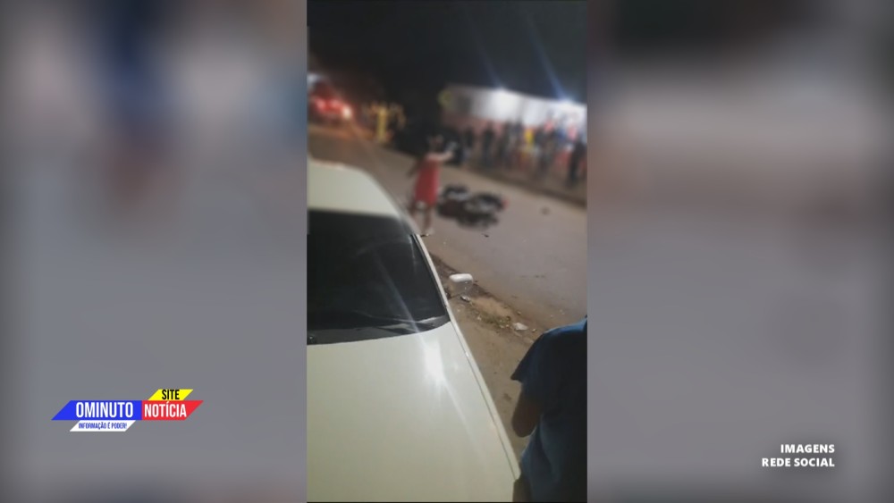 Mulher enfurecida provoca avarias em motocicleta no Teixeirão em Cacoal, RO