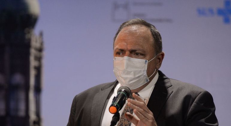 Defesa entra com habeas corpus para blindar Pazuello na CPI