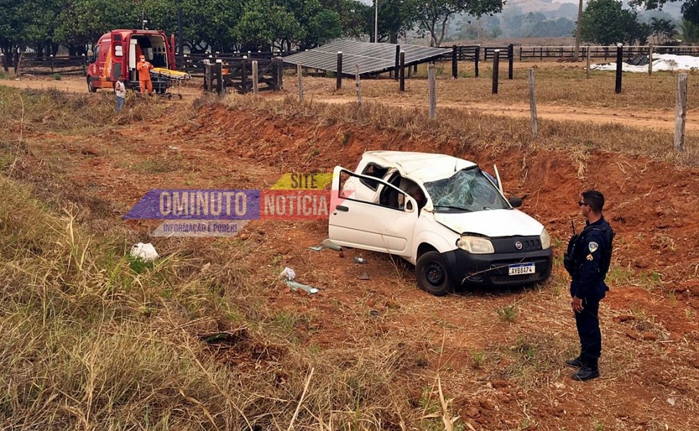 Casal de idosos fica ferido em acidente na Linha 603, zona rural de Jaru