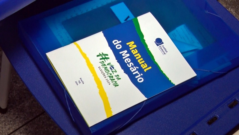 Mil mesários receberam treinamento com urnas eletrônicas em Cacoal
