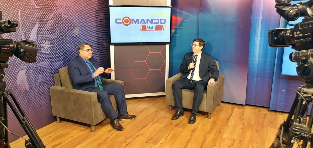 Diógenes Almeida Neto é entrevistado por Nelson Salles no Comando na TV