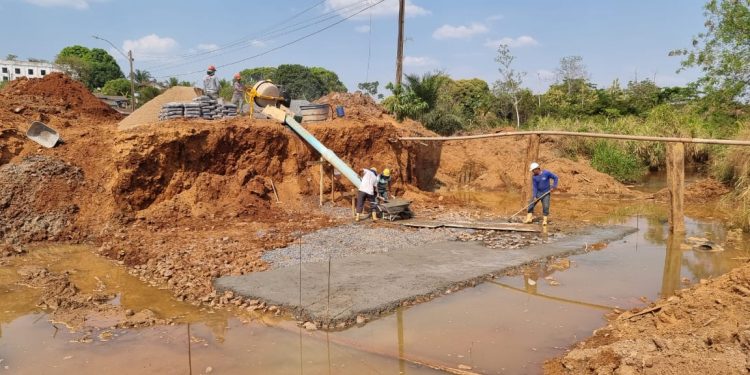 Prefeitura de Jaru, RO dá início a construção de galeria no setor 01A