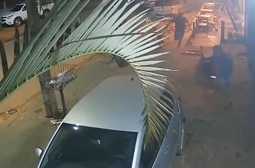 Câmeras de Segurança Flagram Tentativa de Homicídio com dez tiros em Vilhena