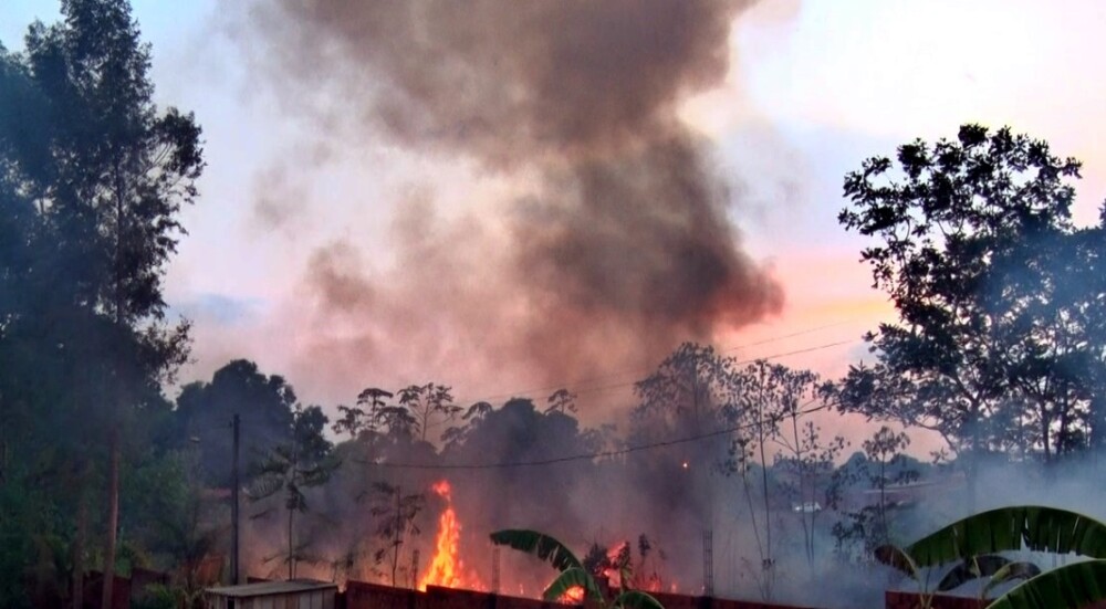 Incêndio nas duas casas do Residencial Paineiras, em Cacoal, teria sido criminoso