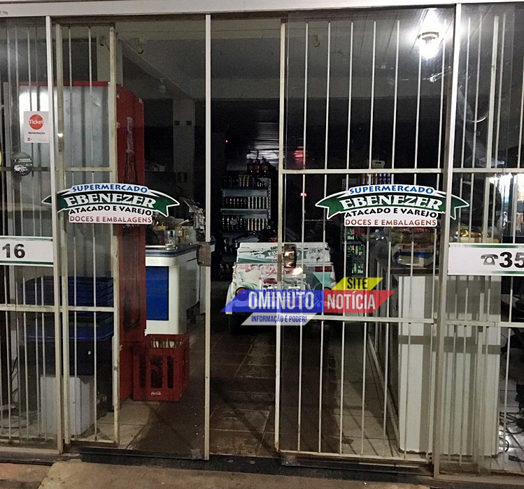 Supermercado Ebenézer é invadido durante a madrugada em Jaru