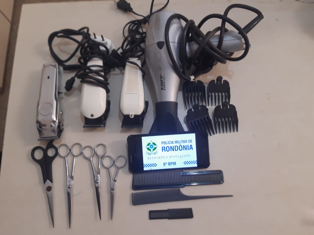 Ladrões levam R$ 5 mil em objetos de salão no setor 07, em Jaru na madrugada deste sábado