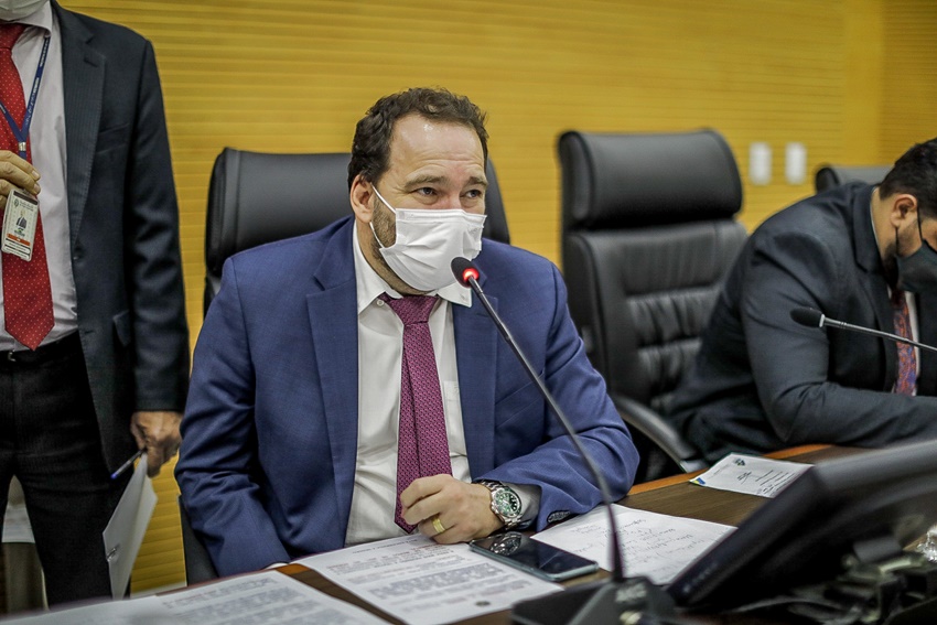 Convênio para a compra de tubos corrugados para atender as estradas rurais de Buritis é assinado