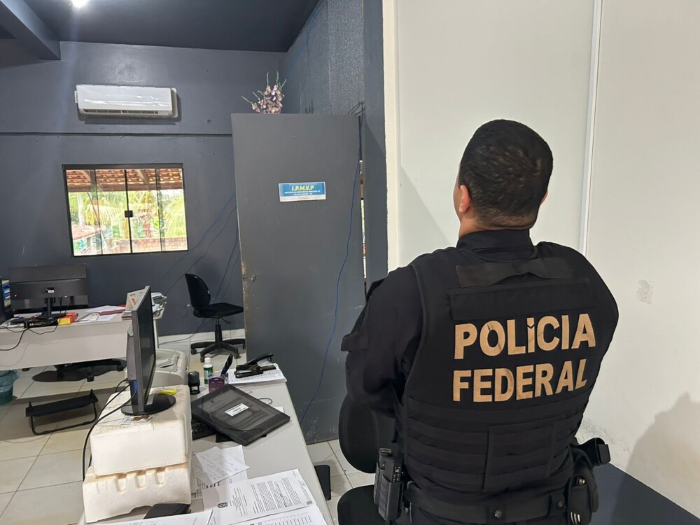PF cumpre mandados de buscas durante operação que investiga fraude superior a R$ 1,8 milhão na previdência de Vale do Paraíso