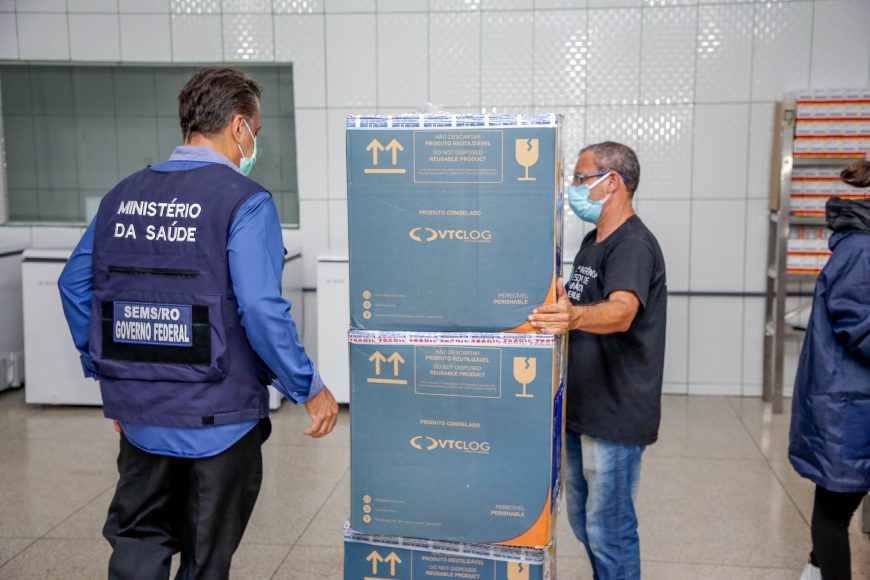 Rondônia recebe mais uma remessa com 61.450 doses de vacinas contra a covid-19 do Ministério da Saúde