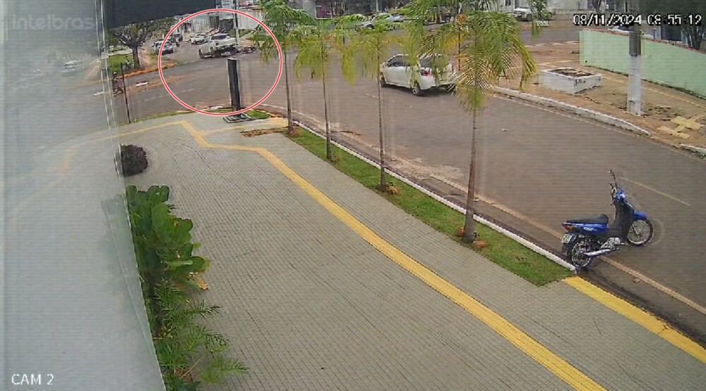 Vídeo: Professora é atropelada na avenida 2 de Junho em Cacoal