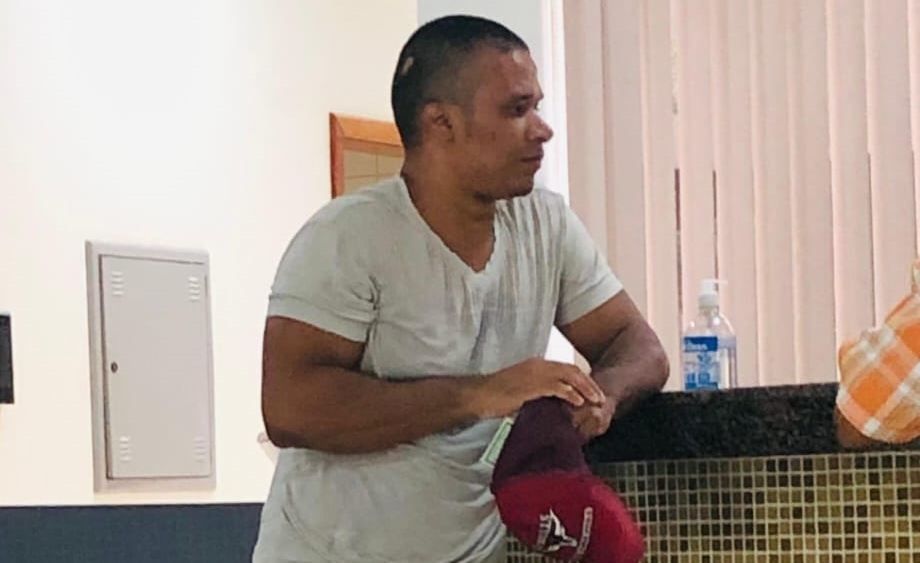 Suspeito de triplo homicídio em São Francisco do Guaporé, tem imagem divulgada pela polícia