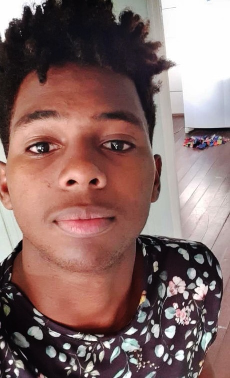 Jovem de 22 anos com depressão há pelo menos quatro anos, comete suicídio no Residencial Orleans, em Jaru, RO