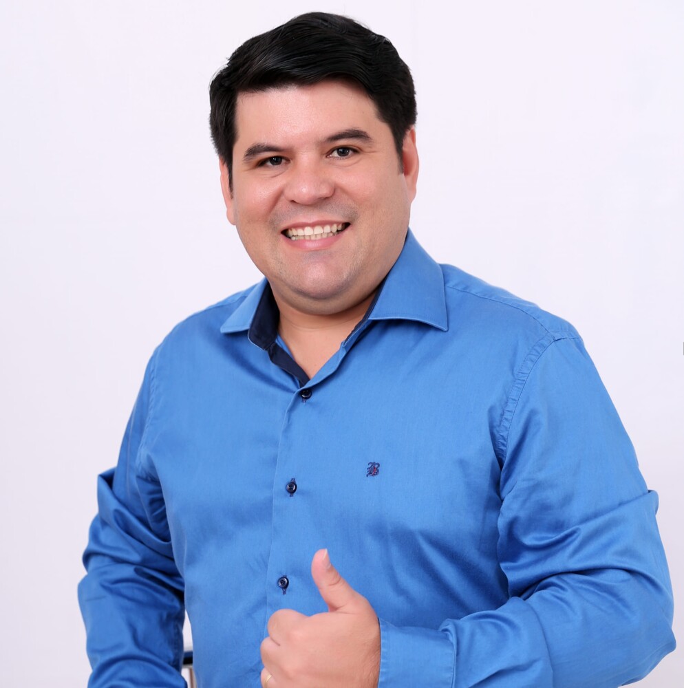 Prefeito eleito de São Francisco do Guaporé, escapa da morte em acidente enquanto seguia para Brasília, DF