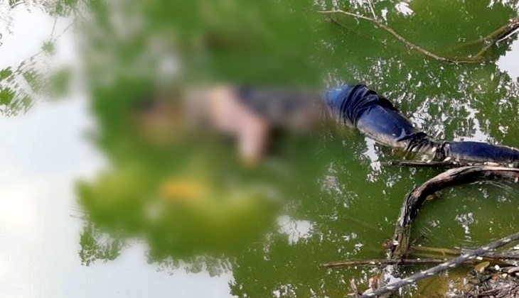 Corpo com marcas de agressões na face e cabeça, aparece boiando próximo da balsa, na zona rural de Machadinho, RO