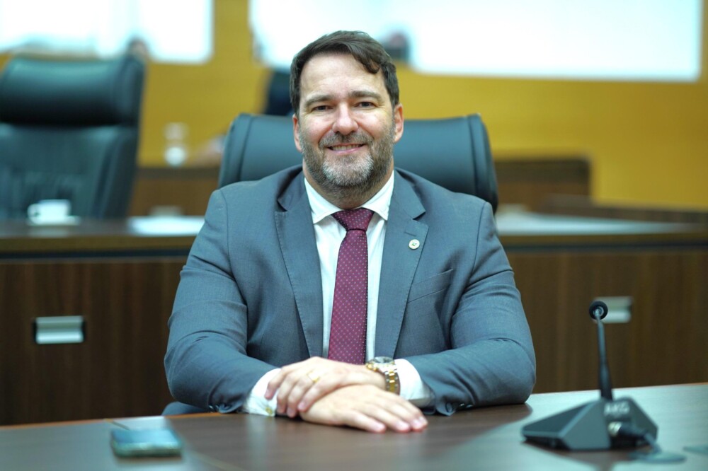 Deputado Alex Redano solicita recuperação urgente da RO-010