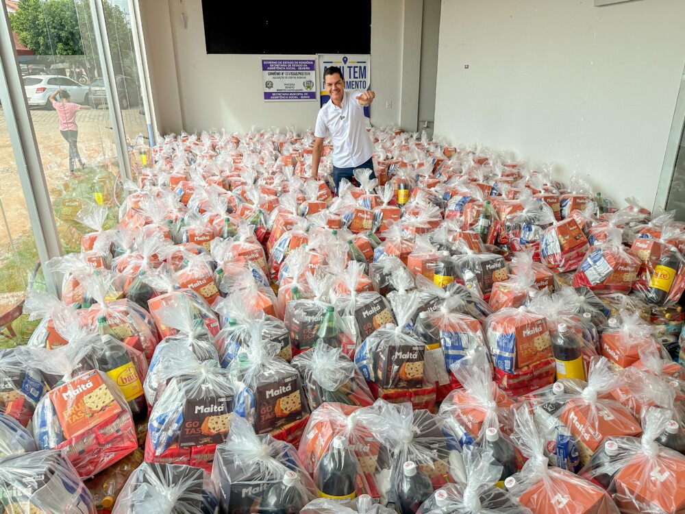 Deputado Cássio Gois entrega mais de 300 cestas básicas em Ministro Andreazza em projeto de Natal