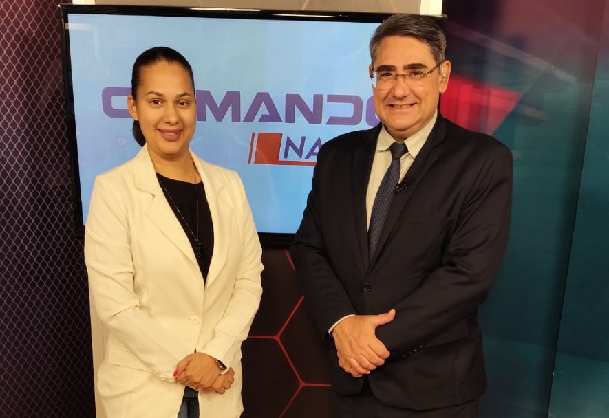 Economista Nayara Fernanda dá dicas de como economizar no presente de Natal