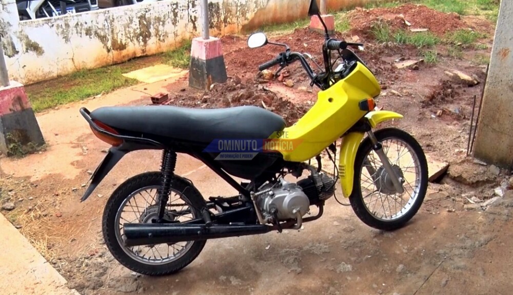 Homem é preso após conduzir motocicleta na contramão e bater de frente com pick-up, em Cacoal
